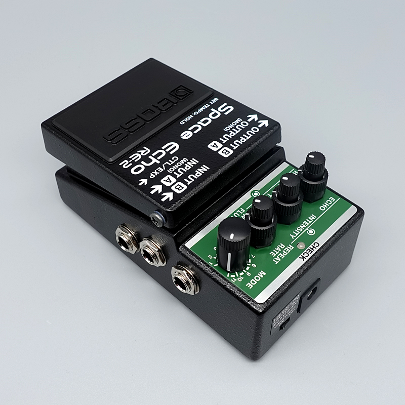 BOSS ( ボス ) RE-2 Compact Space Echo | ワタナベ楽器店 大阪店